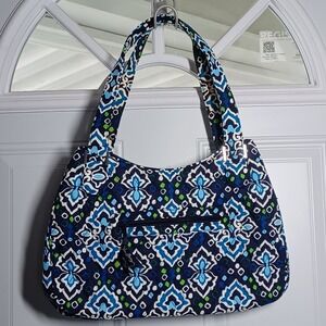 Vera Bradley Ink Blue Pattern Shoulder Bag Purse Pockets Zip Magnetic Closures
